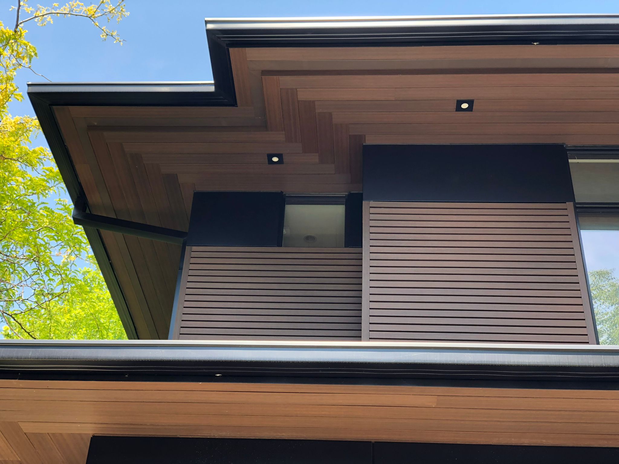 817ee6ce-8d3f-48e8-a2c9-7d8cae0c0736